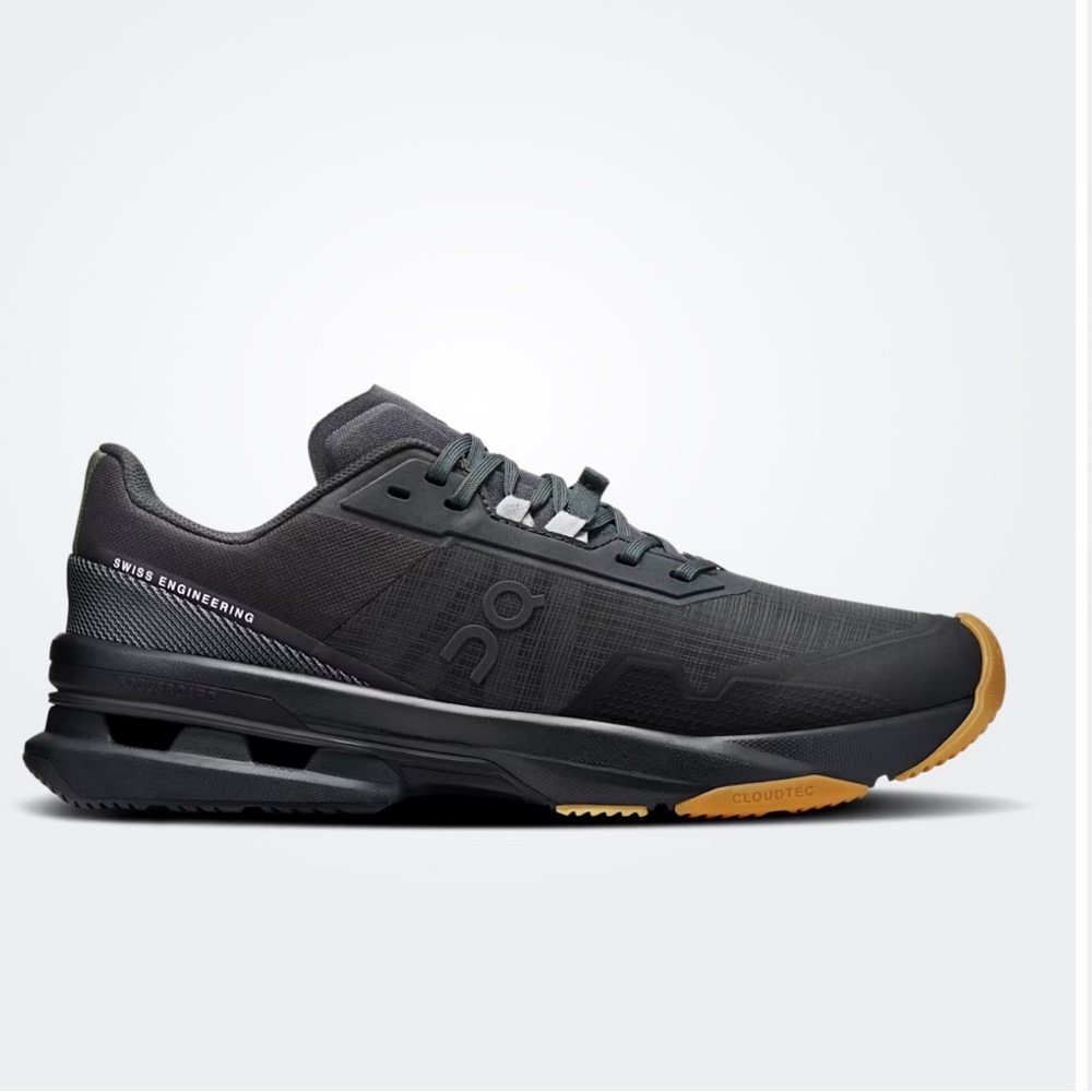 On Cloudpulse Pro Black Performance Based Shoe